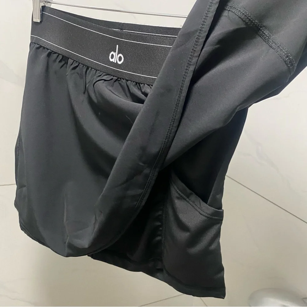ALO Yoga Elegant Black Circle Skirt